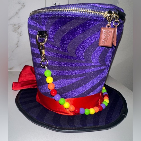 Dolls Kill x Willy Wonka Hat Purse WONKA VISION TOP HAT BAG - Picture 3 of 5
